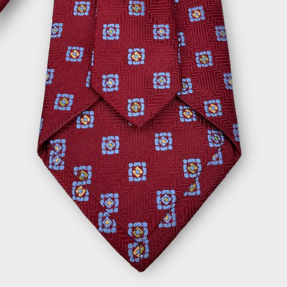 $135 David Donahue Mens Red Blue Medallion Italian Silk Handmade Tie 60L x 3.5 - Picture 11 of 12